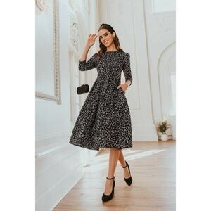 Ivy City Co Waldorf Walk on the Wild Side Dress- Size Medium